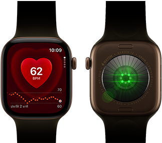 Apple Watch Series 12 สองเรือน, ตัวเรือนอะลูมิเนียม, สีบรอนซ์เข้ม พร้อมสายแบบ Sport Band สีเขียวมะกอก, เรือนหนึ่งแสดงแอปอัตราการเต้นของหัวใจ, อีกเรือนแสดงระบบติดตามสุขภาพที่ด้านหลังของนาฬิกา, พร้อมแสง LED สีเขียวที่ส่องสว่าง