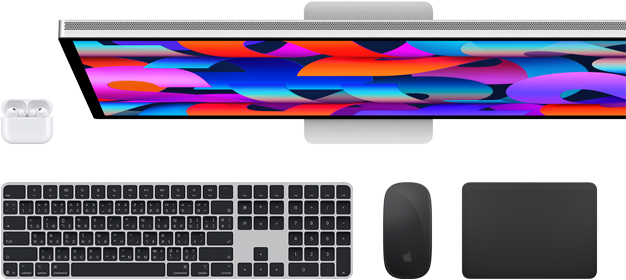 คอลเลกชั่นอุปกรณ์เสริมและอุปกรณ์ต่างๆ ซึ่งรวมถึง AirPods, Magic Keyboard พร้อม Touch ID, Magic Mouse, Magic Trackpad, Studio Display